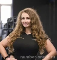 Колченогова Анна
